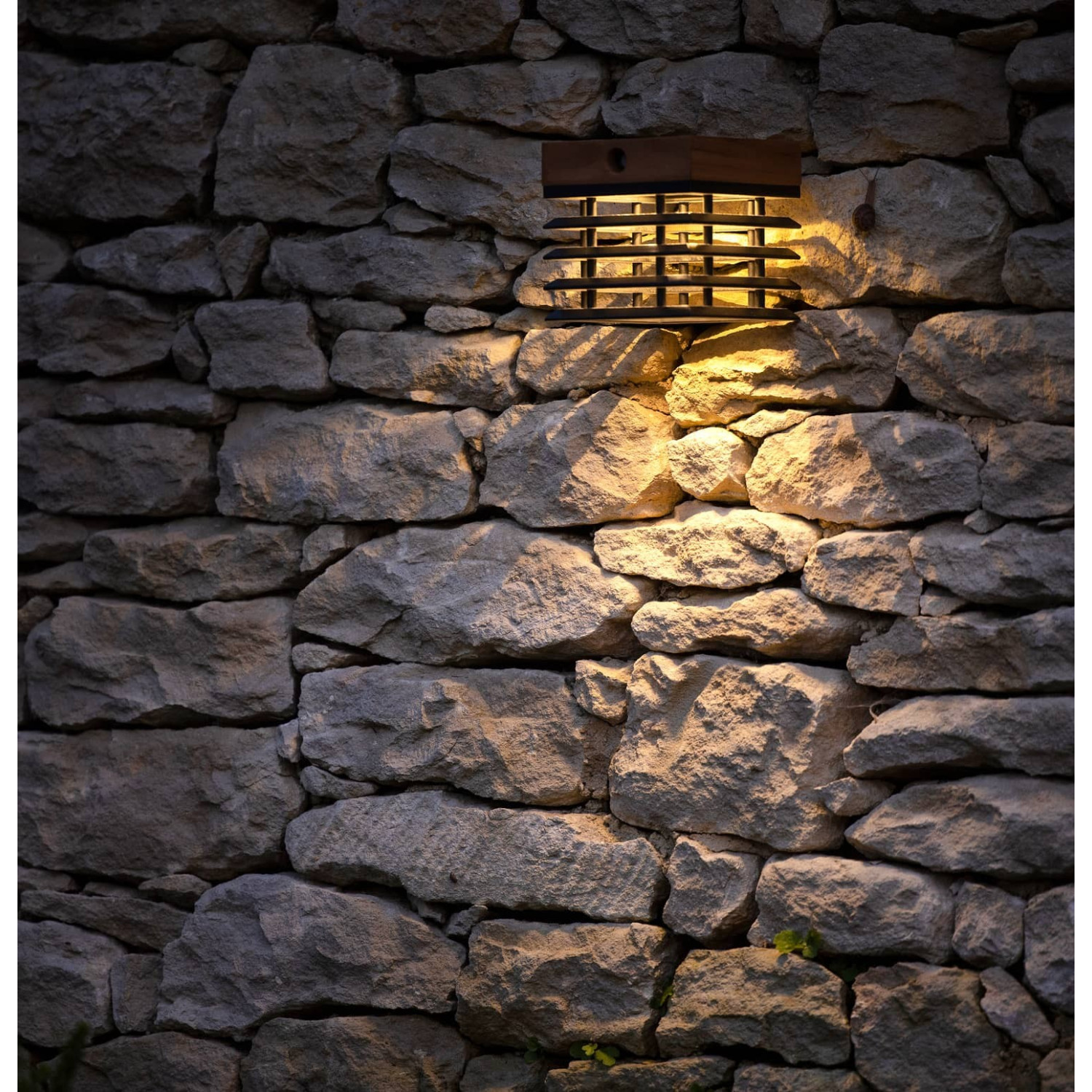 Applique murale solaire TEKURA Les Jardins