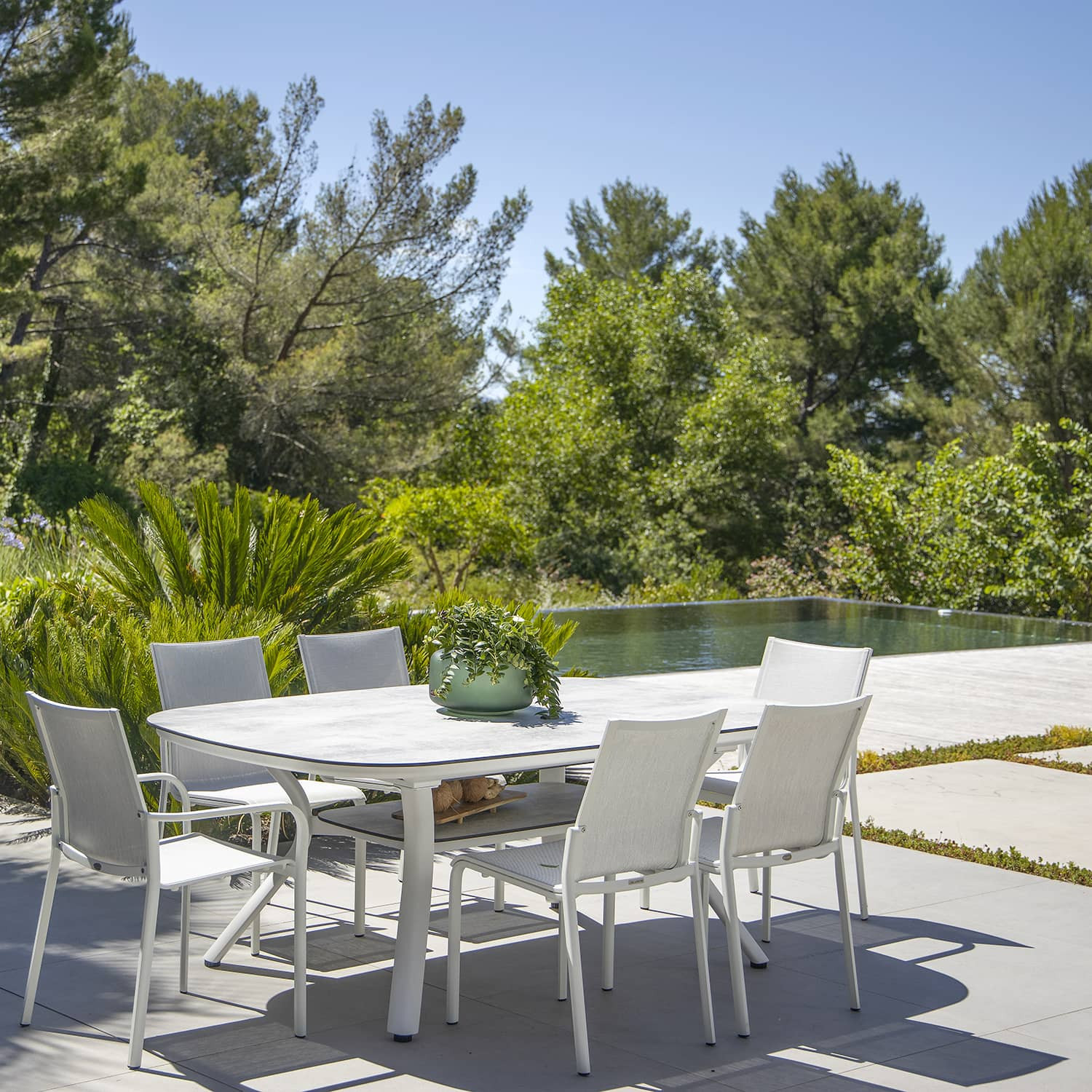 Les Jardins SAGAMORE 200/300 cm extendable table 