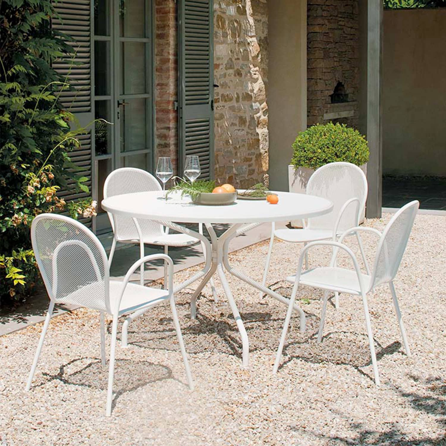 CAMBI round table Ø106 cm Emu