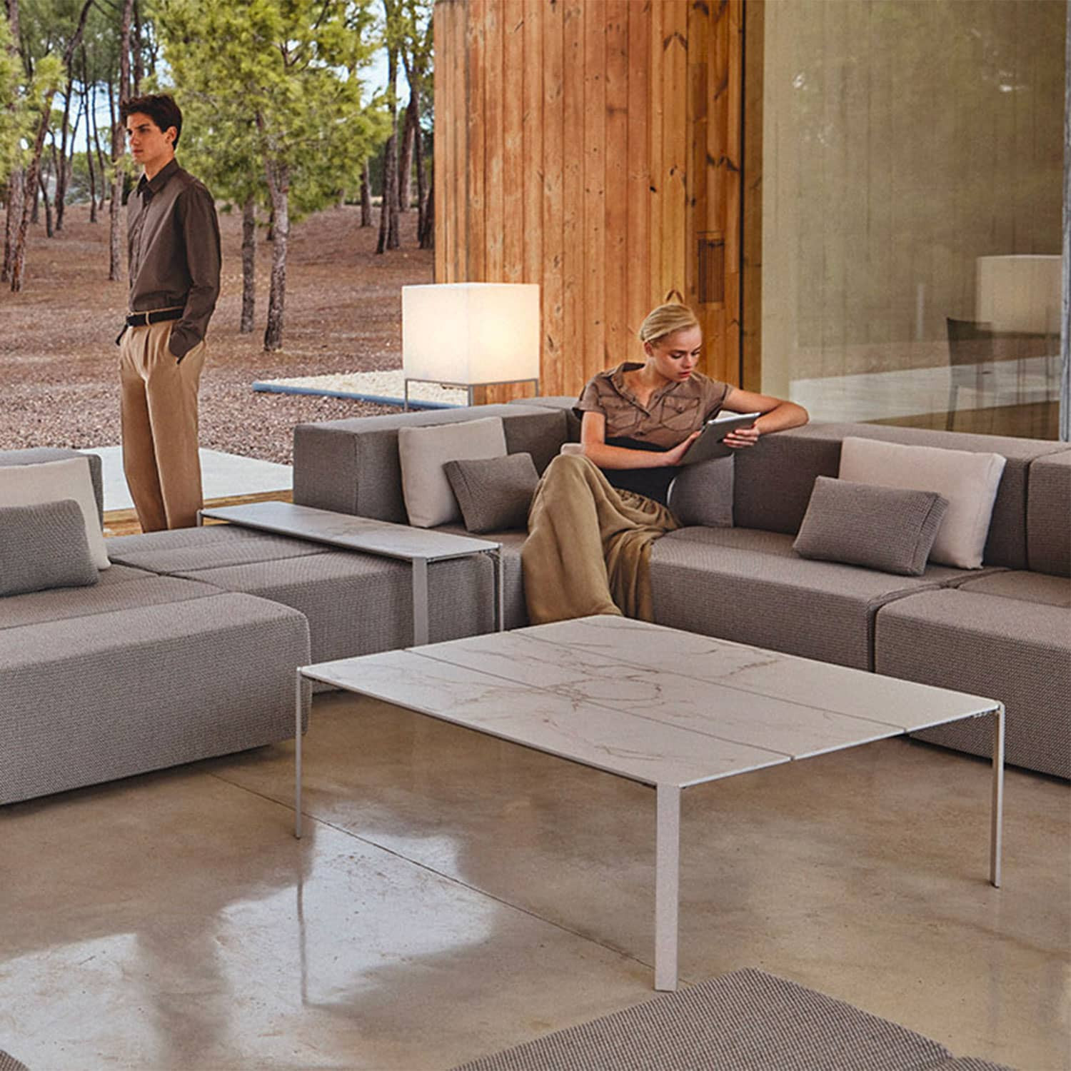 TABLET coffee table 105 x 105 cm Vondom