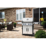 Napoleon ROGUE SE 525 barbecue