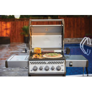 Napoleon ROGUE SE 425 barbecue