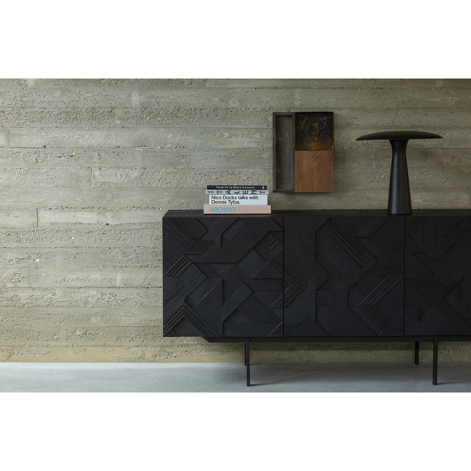 Buffet GRAPHIC en teck noir Ethnicraft