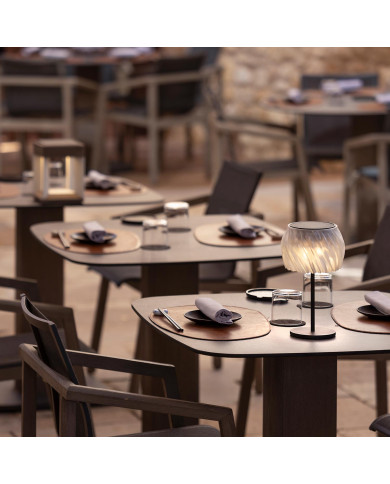 Lampe de table PALOMA solaire et rechargeable Les Jardins