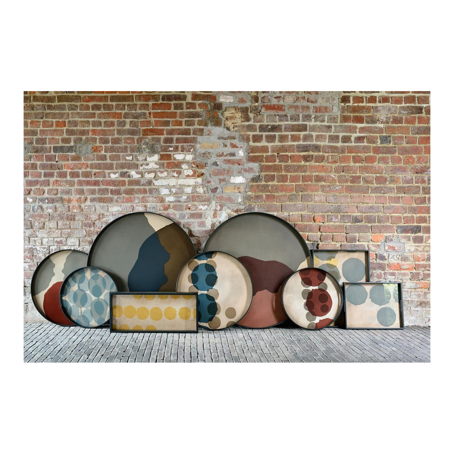 Plateau en verre CONNECTED DOTS rond Ethnicraft