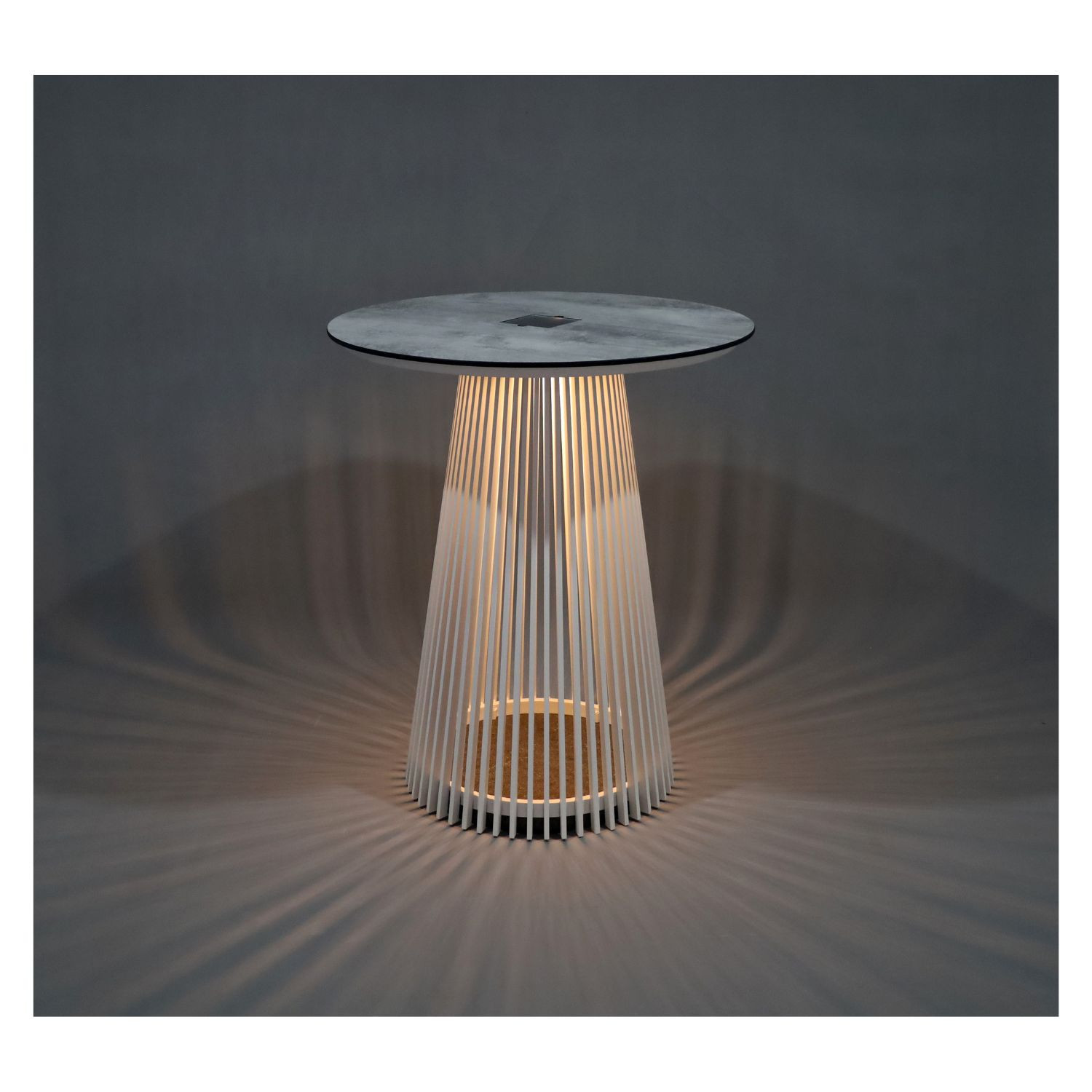 Mange-debout lumineux solaire Ø90cm HALO Les Jardins