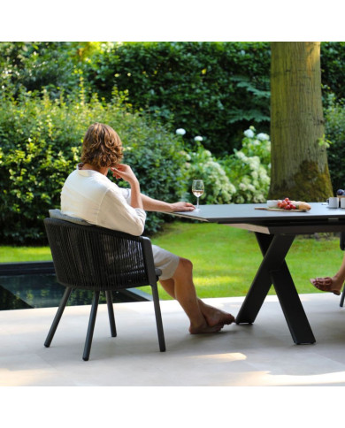 Les Jardins du Sud CANNES 240/300 cm extensible ceramic table