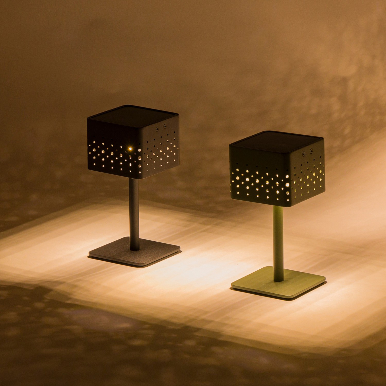 Les Jardins du Sud STELLA (S) solar table lamp