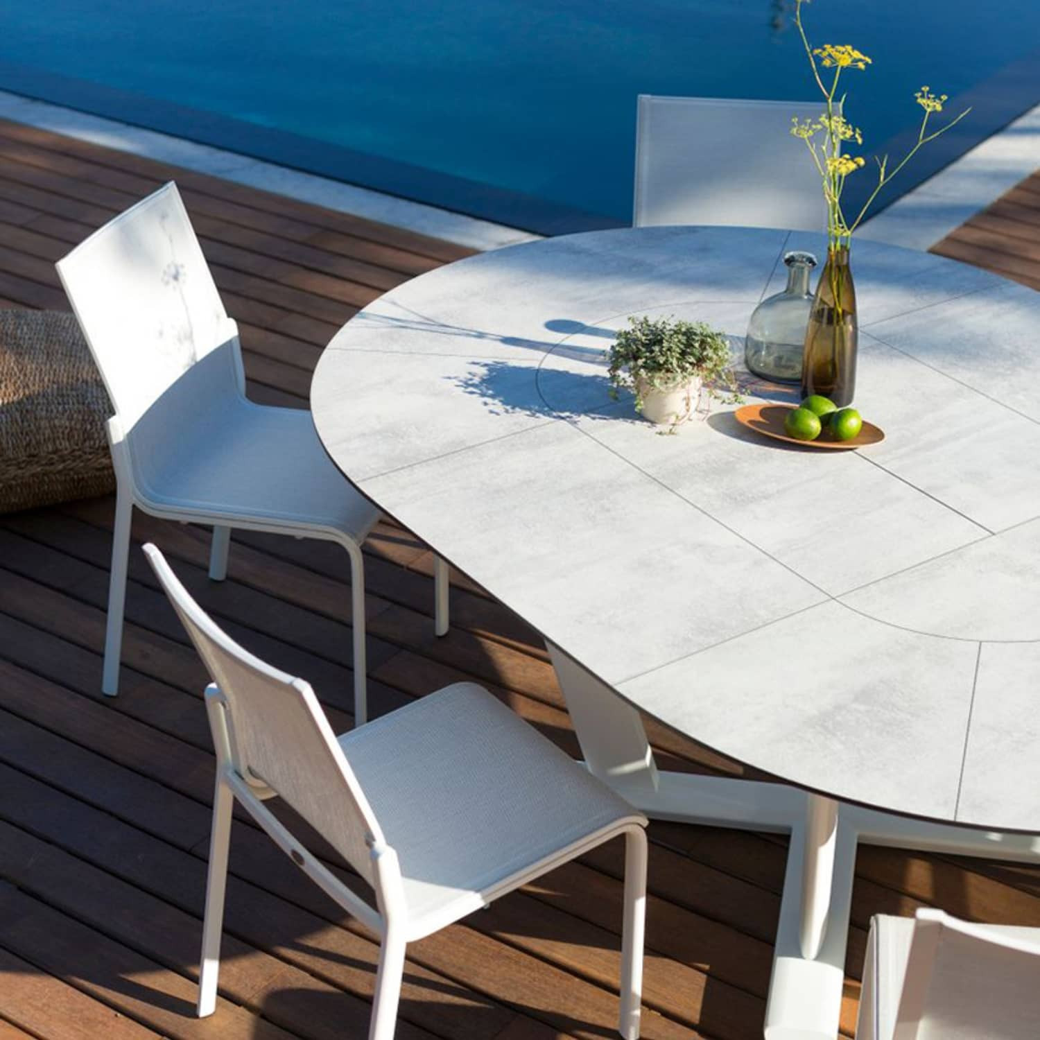 Table ronde extensible HEGOA 146/206 cm Les Jardins