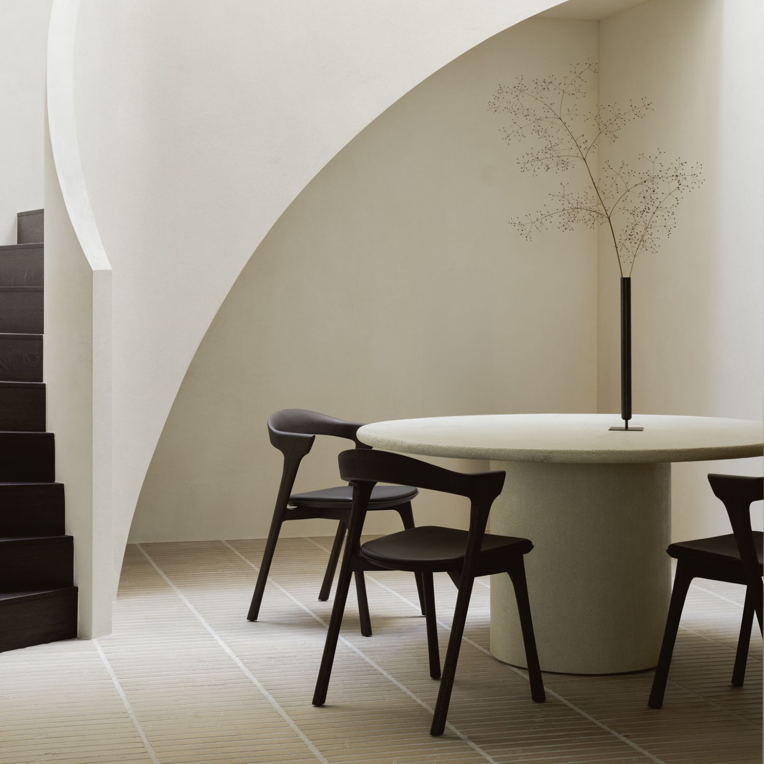 Table repas ELEMENTS Ø150 cm Ethnicraft
