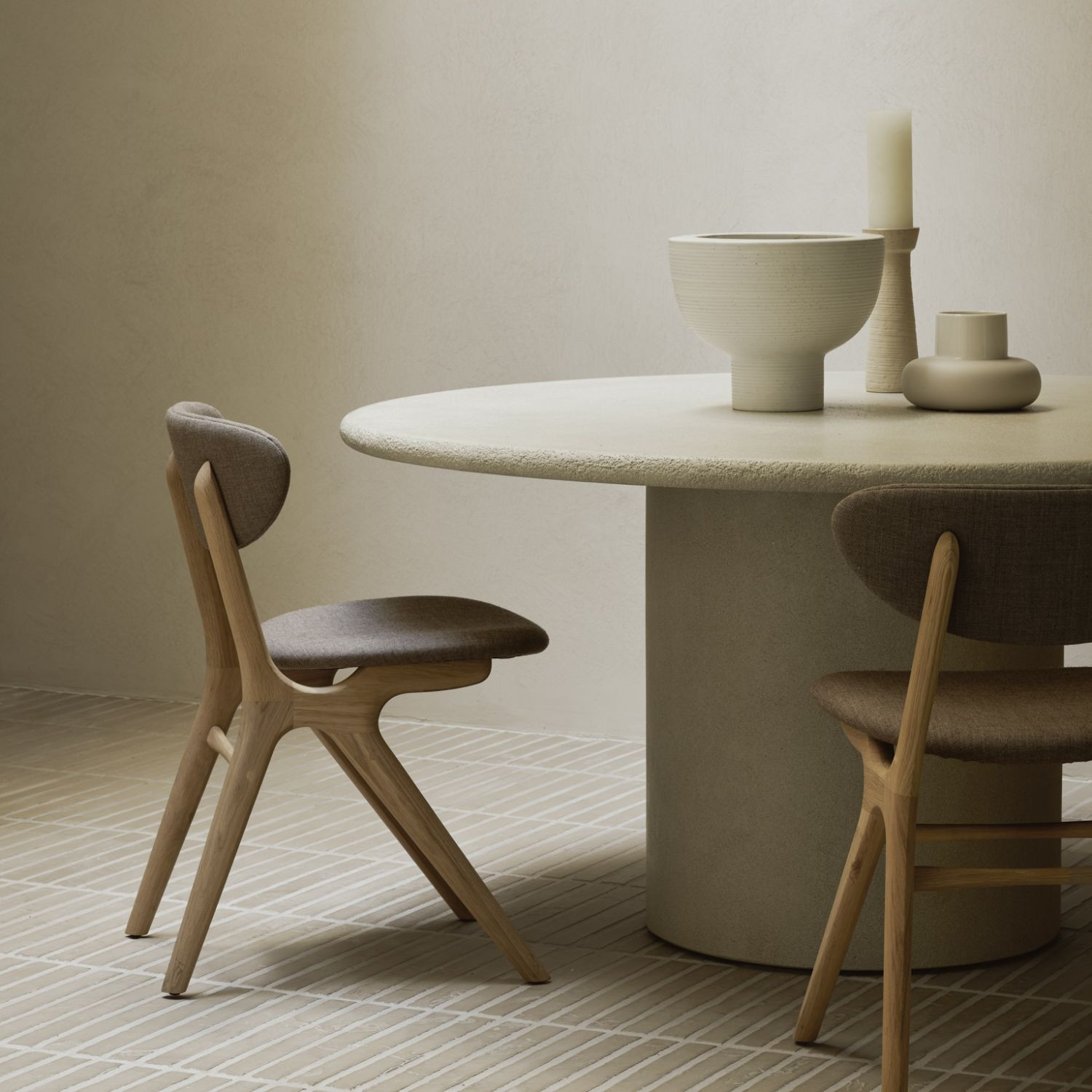 ELEMENTS Ø150 cm round dining table Ethnicraft