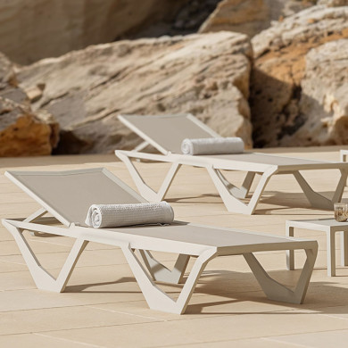 Vondom VOXEL sunlounger