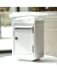 La Boite Jaune 1950 free-standing letterbox