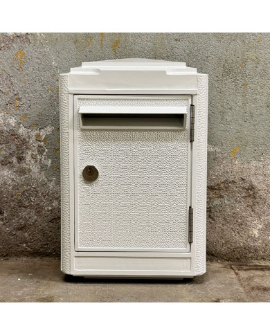 Boîte aux lettres 1945 La boîte Jaune