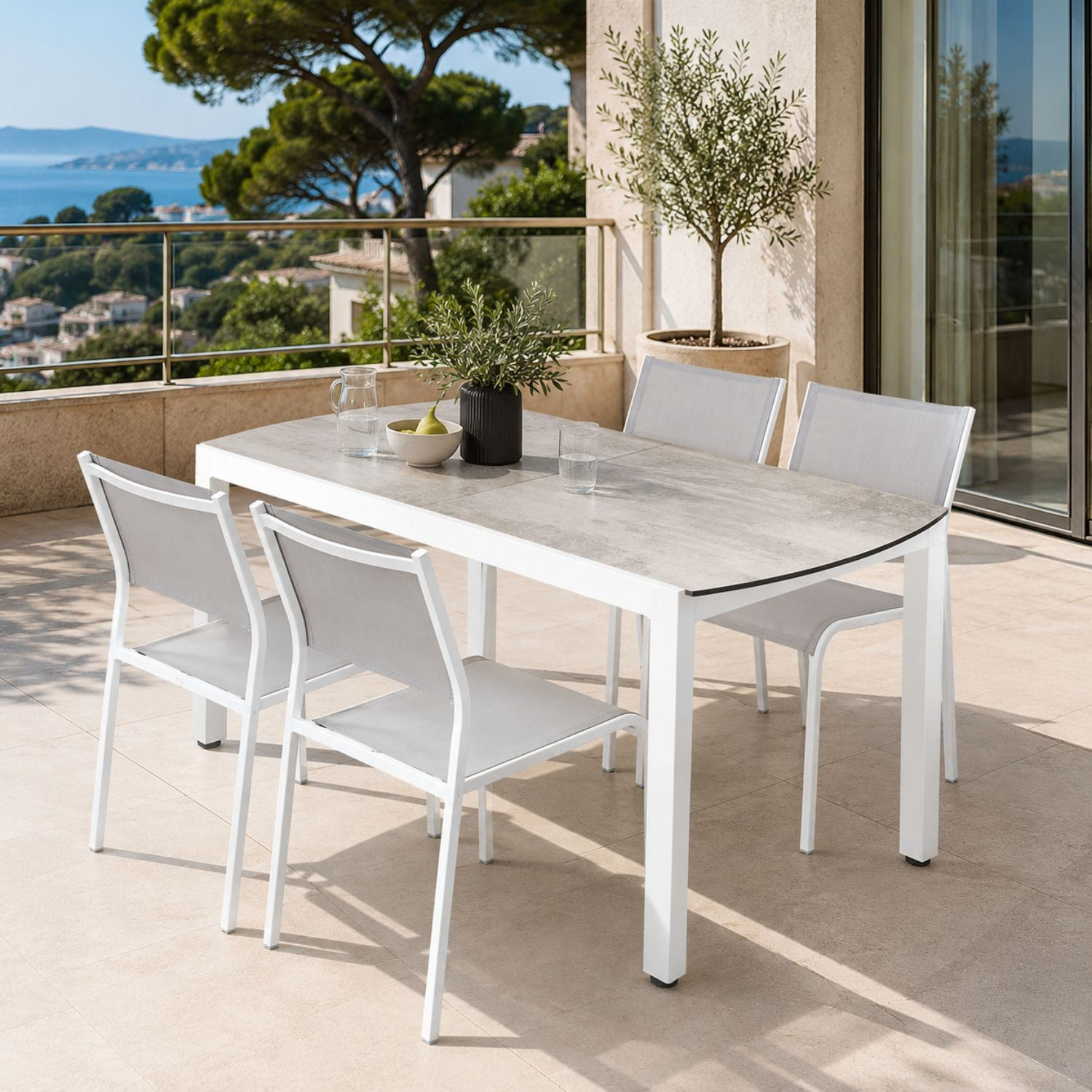 AMAKA extendable balcony table + 4 Les Jardins chairs