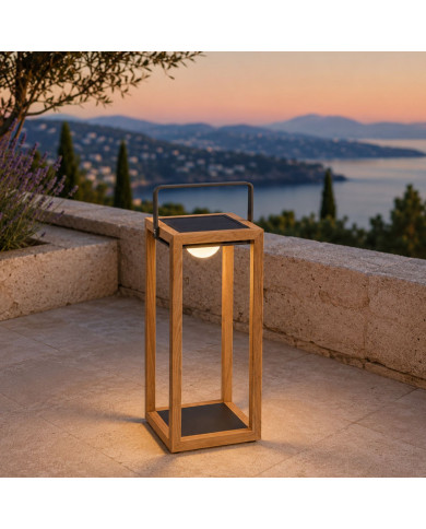 Lampe solaire SOLEA GM en teck Les Jardins du Sud