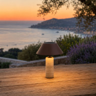 Lampe solaire TERRA cylindre pierre PM Les Jardins du Sud