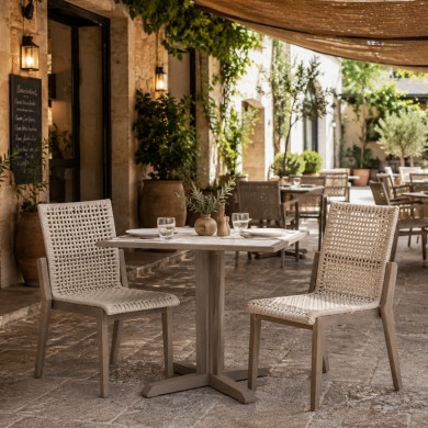 Table carrée 2 personnes céramique tadelakt blanc SKAAL Les Jardins