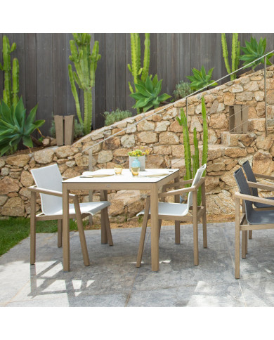 SKAAL white wash concrete HPL bistro table 80 x 80 cm Les Jardins