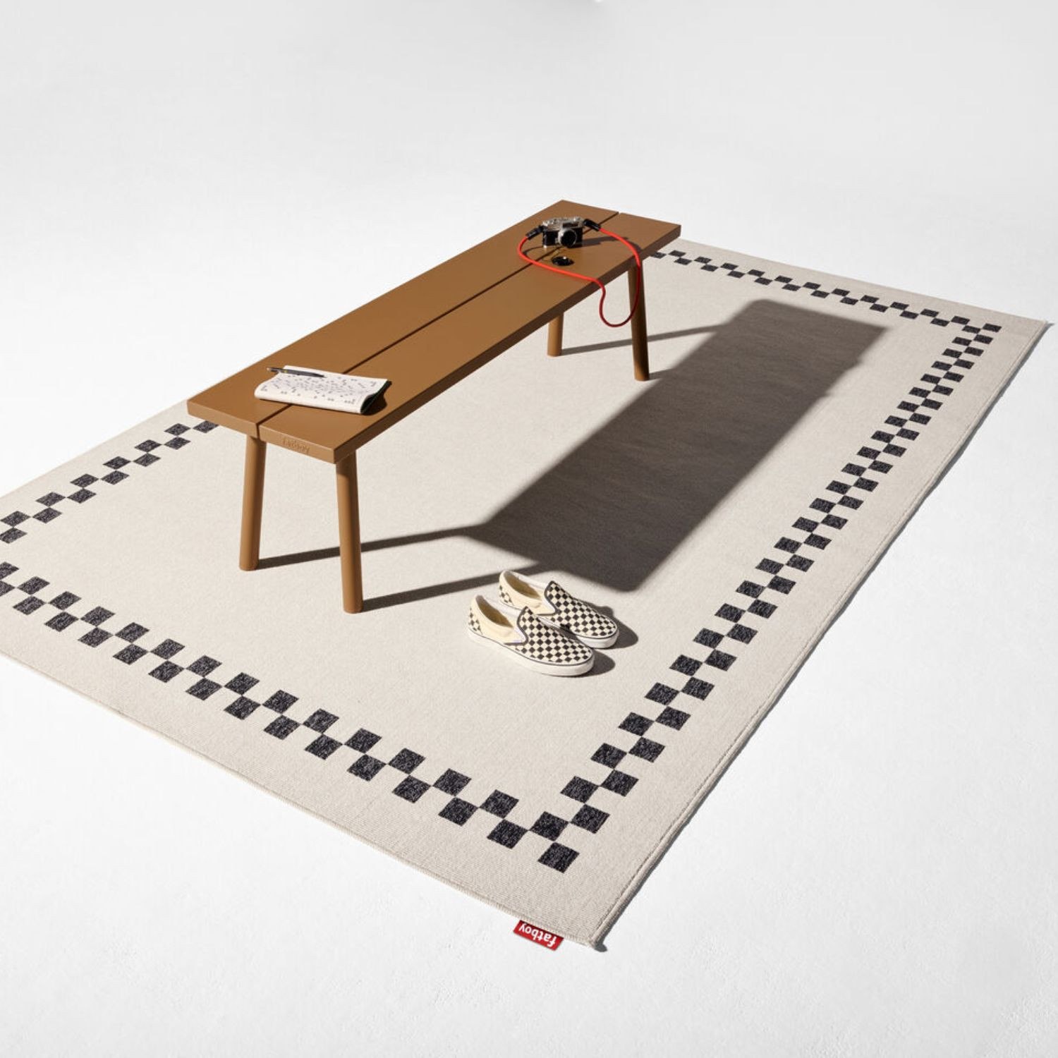 Tapis intérieur extérieur CARPRETTY GRAND Check Border anthracite/crème Fatboy