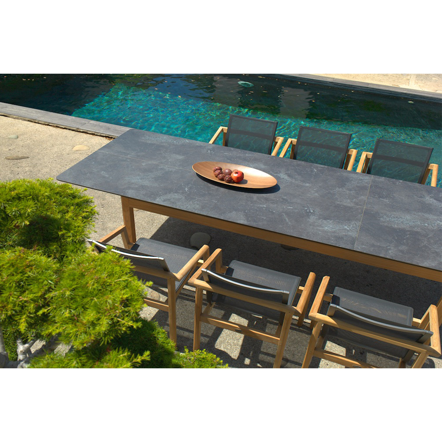 Fauteuil empilable TEKURA Les Jardins